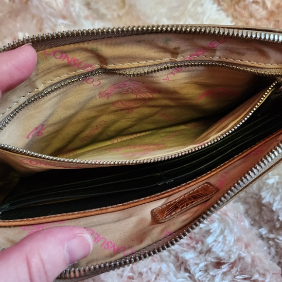 Consuela wristlet - Picture 8 of 8